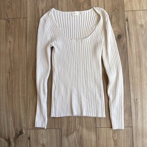 Cyrus Women's Ivory Sweater Scoop Neck Size Medium Preppy Classic Minimalist